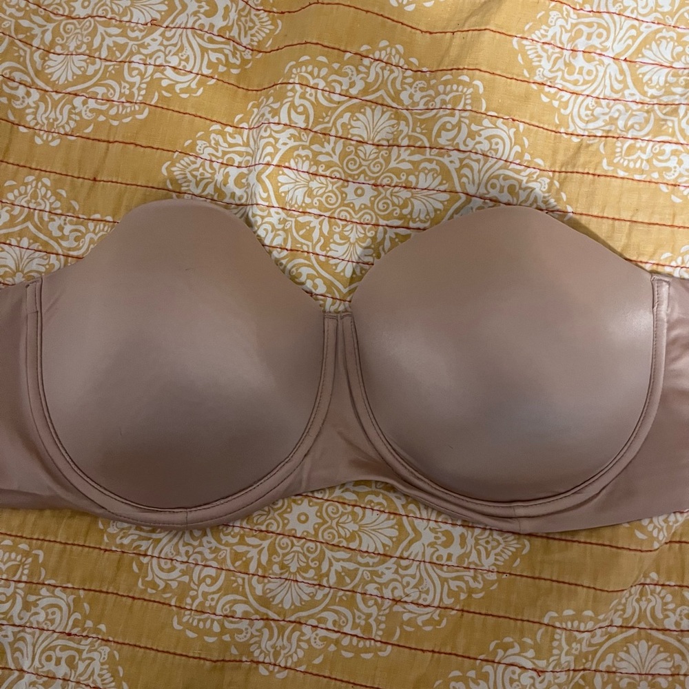 Auden Lightly lined Full coverage Strapless Bra